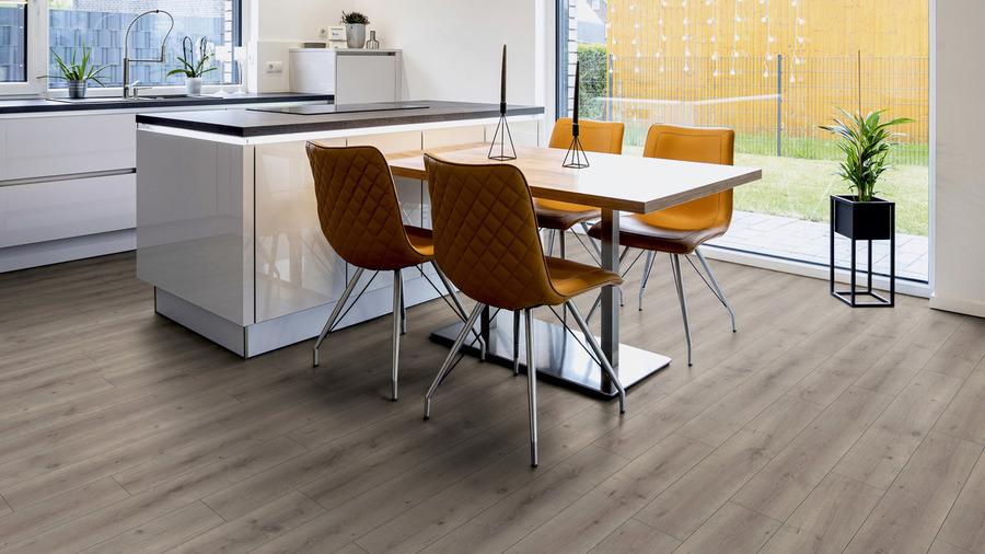 LAMINAT-OAK-ART-GALLERY-1285X192X8MM_1744103825_67f4e991f18fd.jpg LAMINAT OAK ART GALLERY 1285X192X8MM - Bilde 1