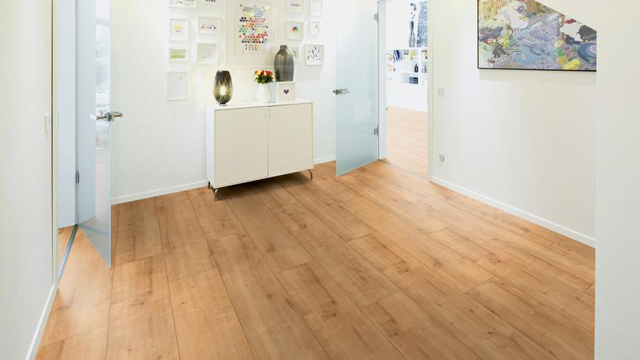 LAMINAT-OAK-BOHO-1285X280X8MM_1744101360_67f4dff096e0d.jpg LAMINAT OAK BOHO 1285X280X8MM - Bilde 1